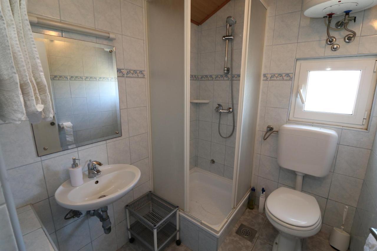 Studio Apartmani Rajlic ニン エクステリア 写真